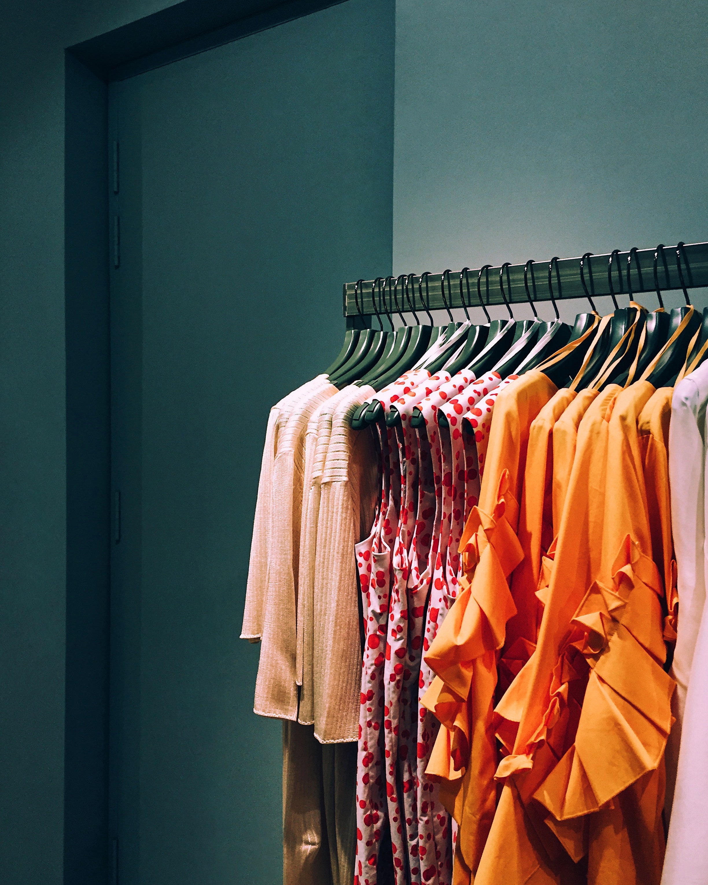 ¡10% de descuento en toda la ropa de temporada!